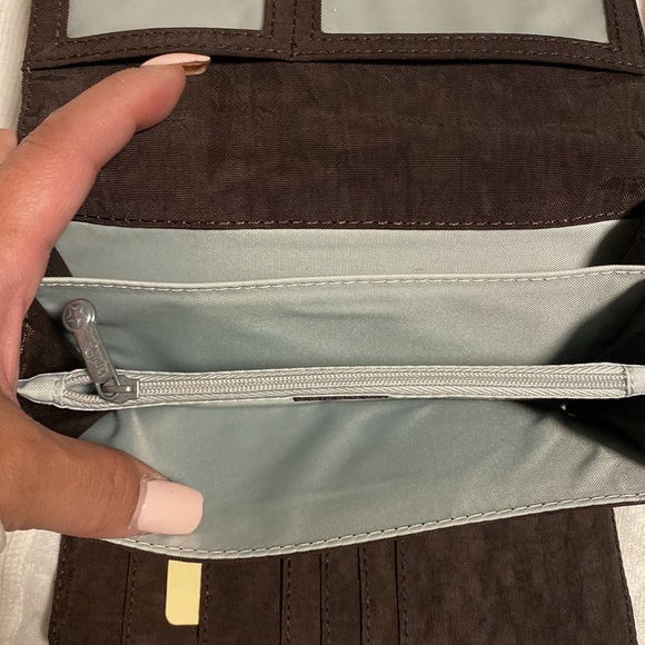 Kipling Wallet grey/brown pristine condition 14-15 cc holder - Picture 4 of 13
